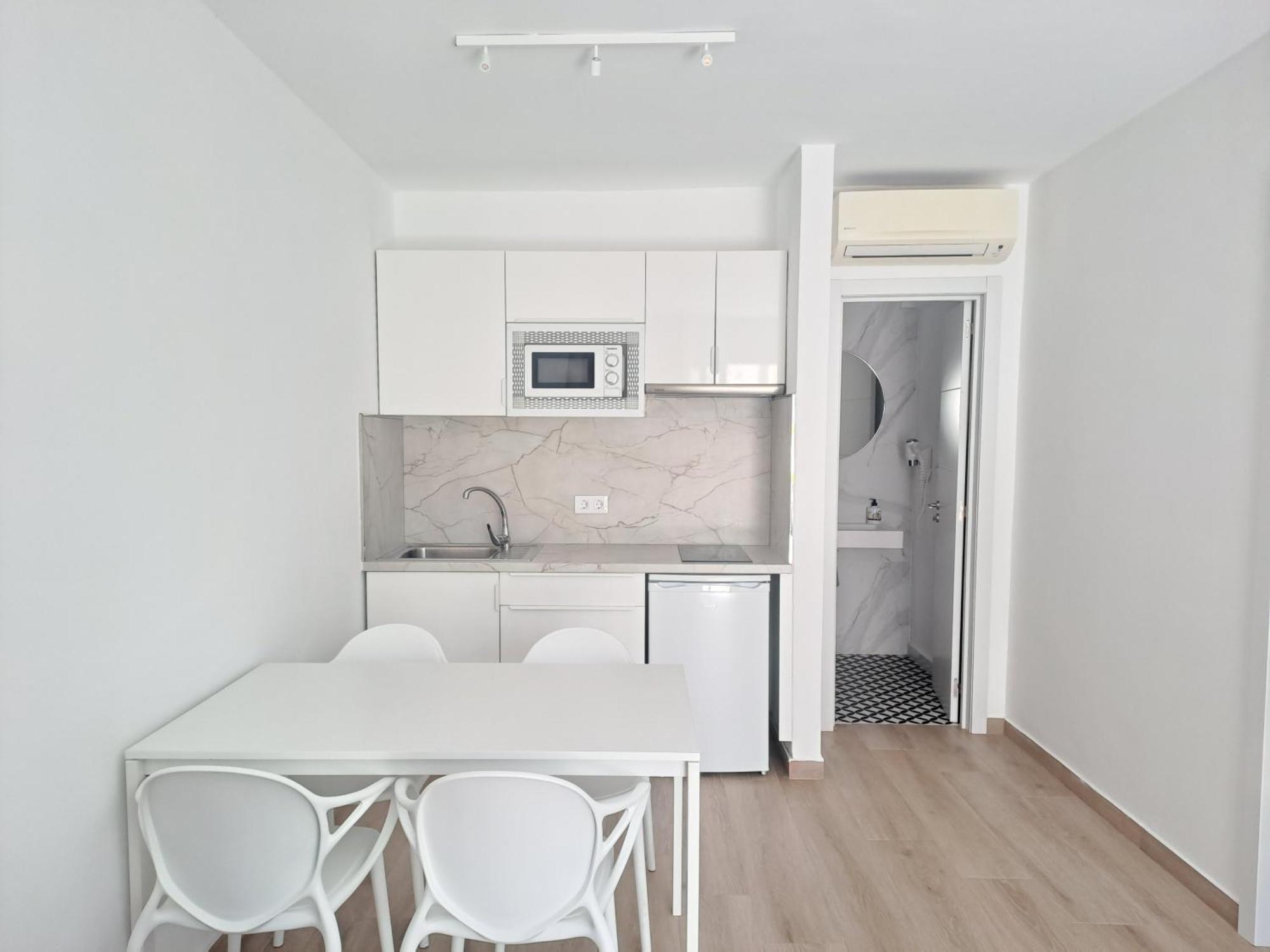 Homeforguest Apartamento Alisios 1 Con Piscina En Corralejo Eksteriør billede